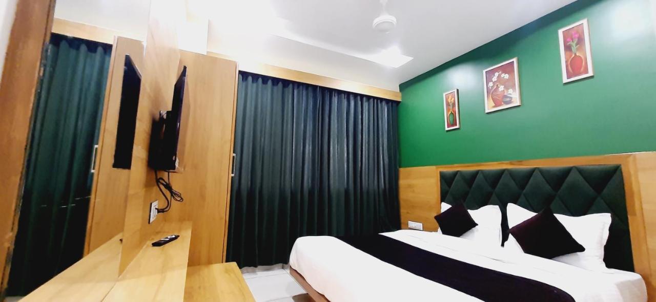 Hotel Suncity Ahmedabad Extérieur photo