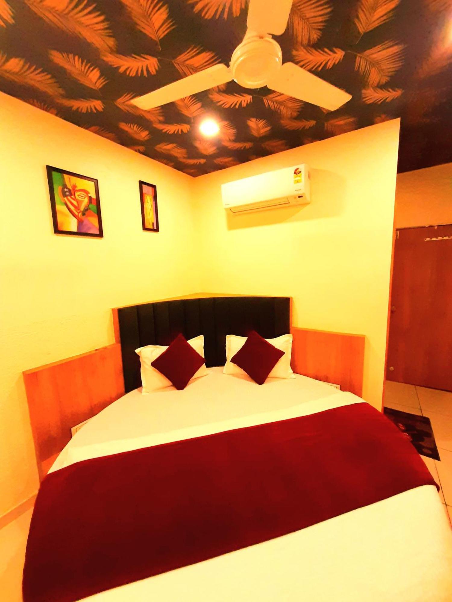 Hotel Suncity Ahmedabad Extérieur photo